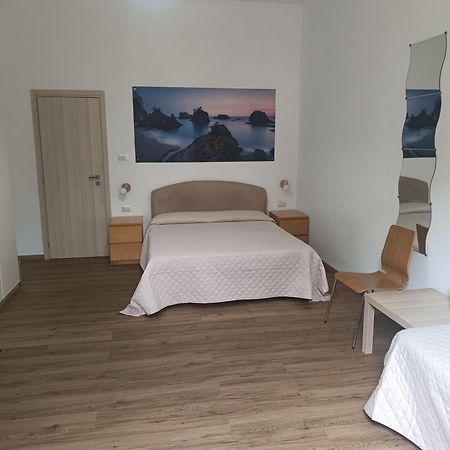 B&B Stella Marina Ачитреца Екстериор снимка
